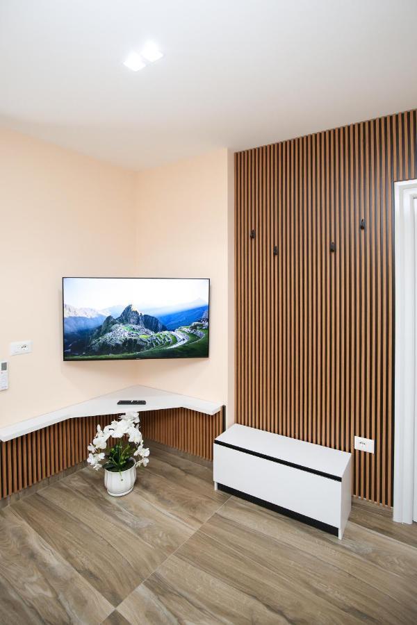 Queen Apartmets Vlorë エクステリア 写真