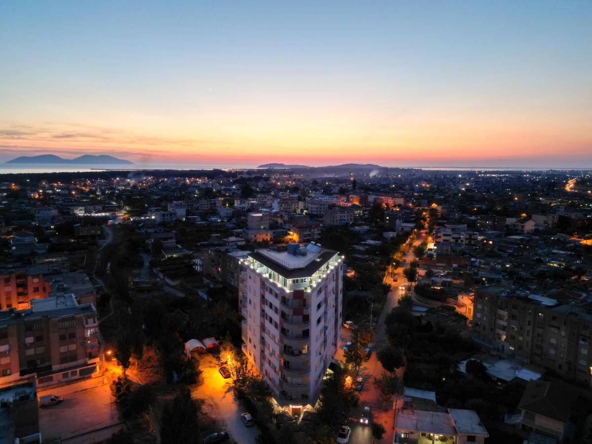 Queen Apartmets Vlorë エクステリア 写真