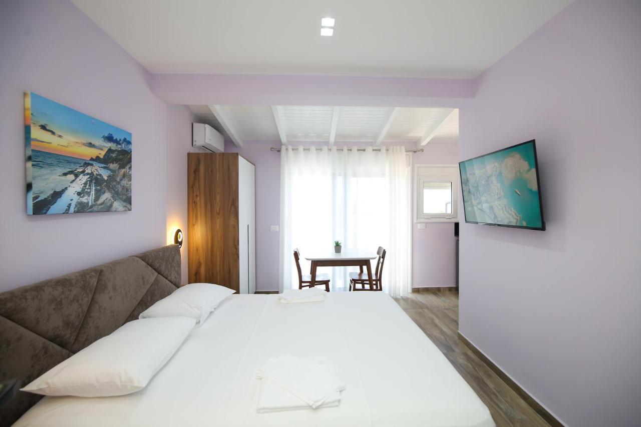 Queen Apartmets Vlorë エクステリア 写真