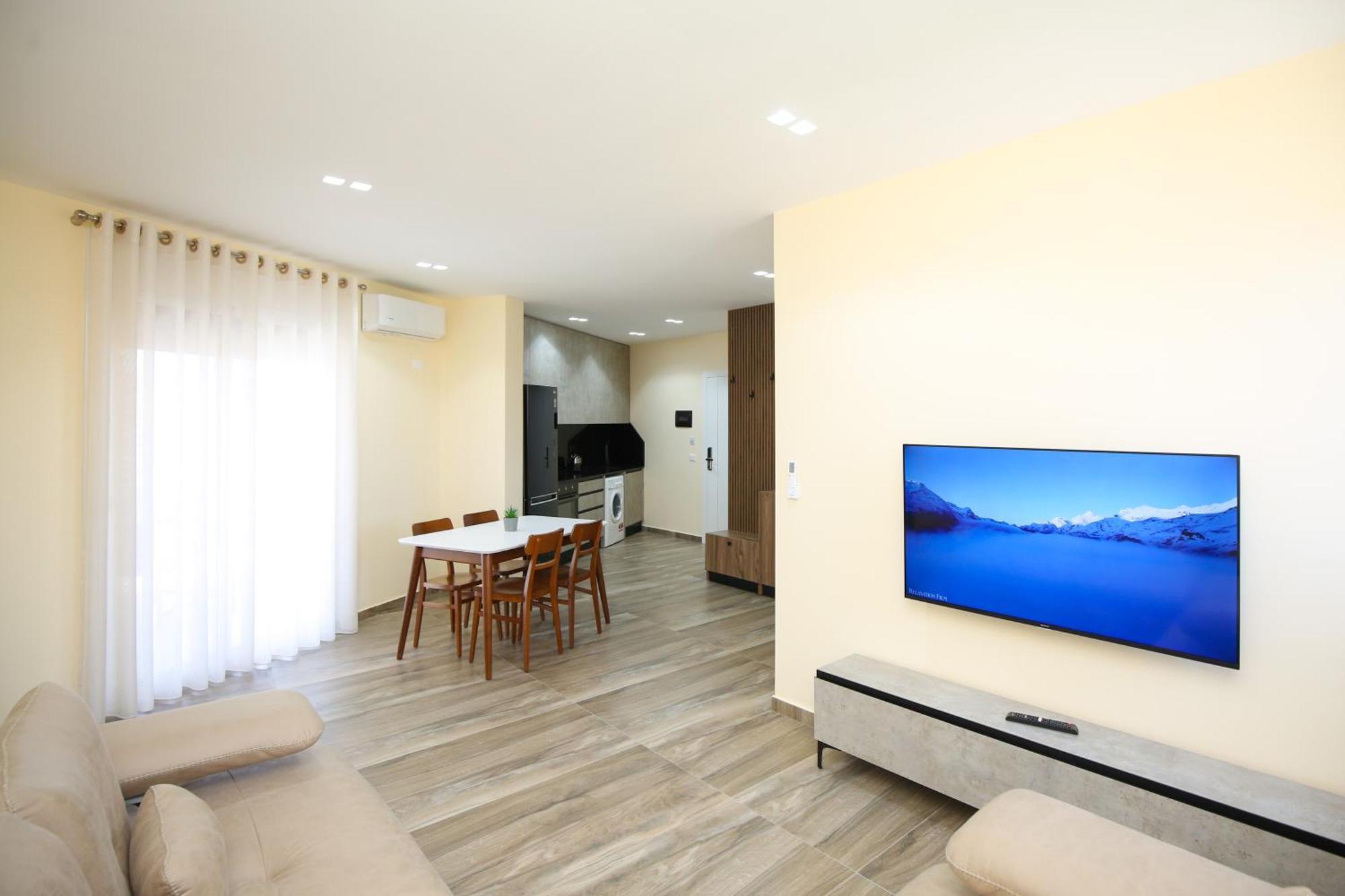 Queen Apartmets Vlorë エクステリア 写真