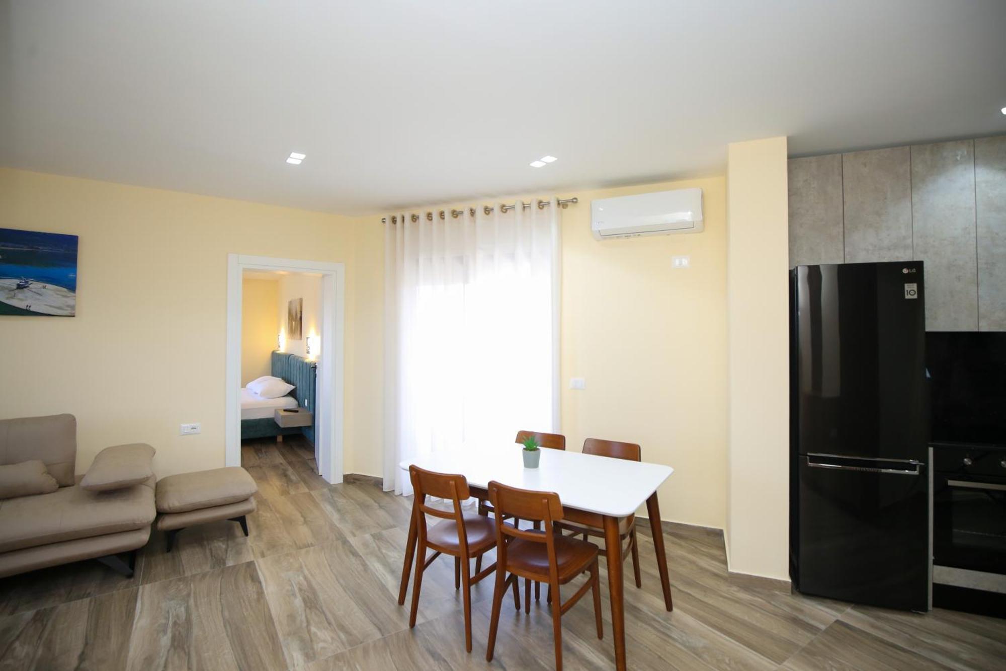 Queen Apartmets Vlorë エクステリア 写真